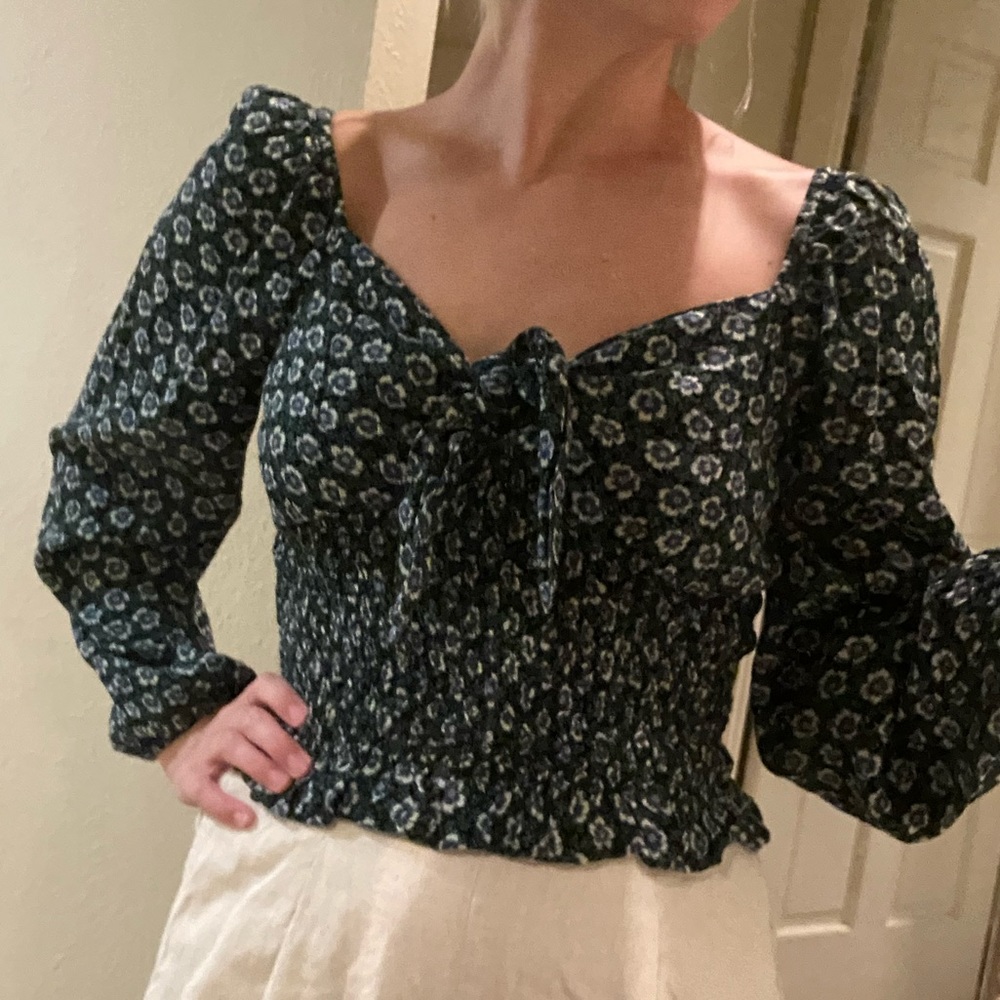 AE Floral long Sleeve Blouse